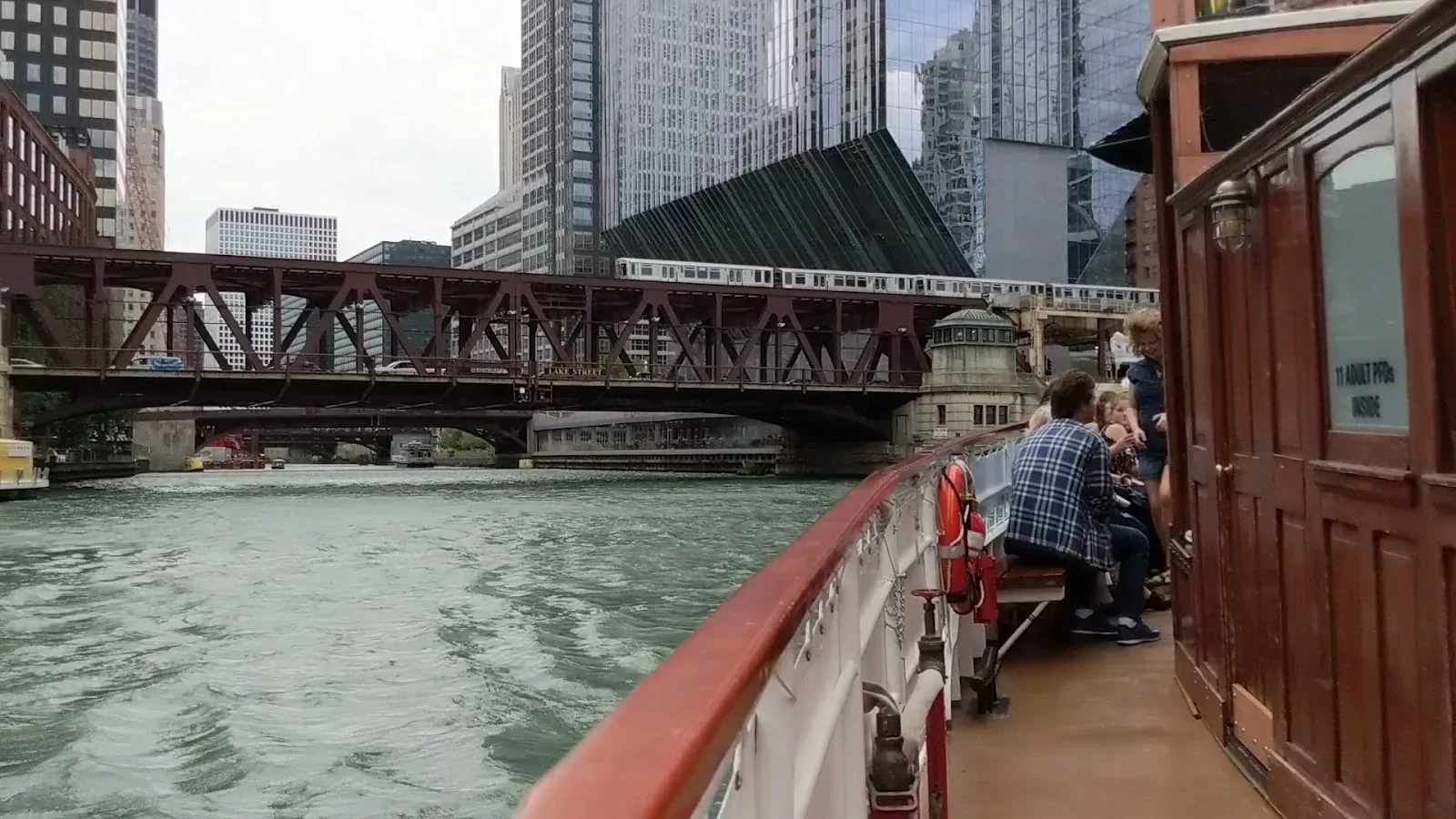 Chicago Line Cruises river skyline view