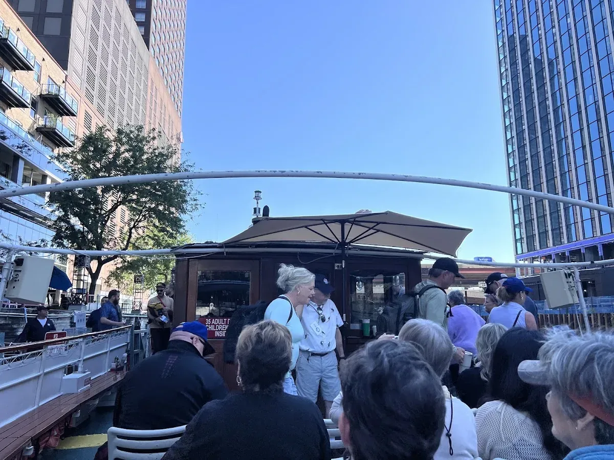 Guest photo by Diane Wohlfiel for Chicago Line Cruises